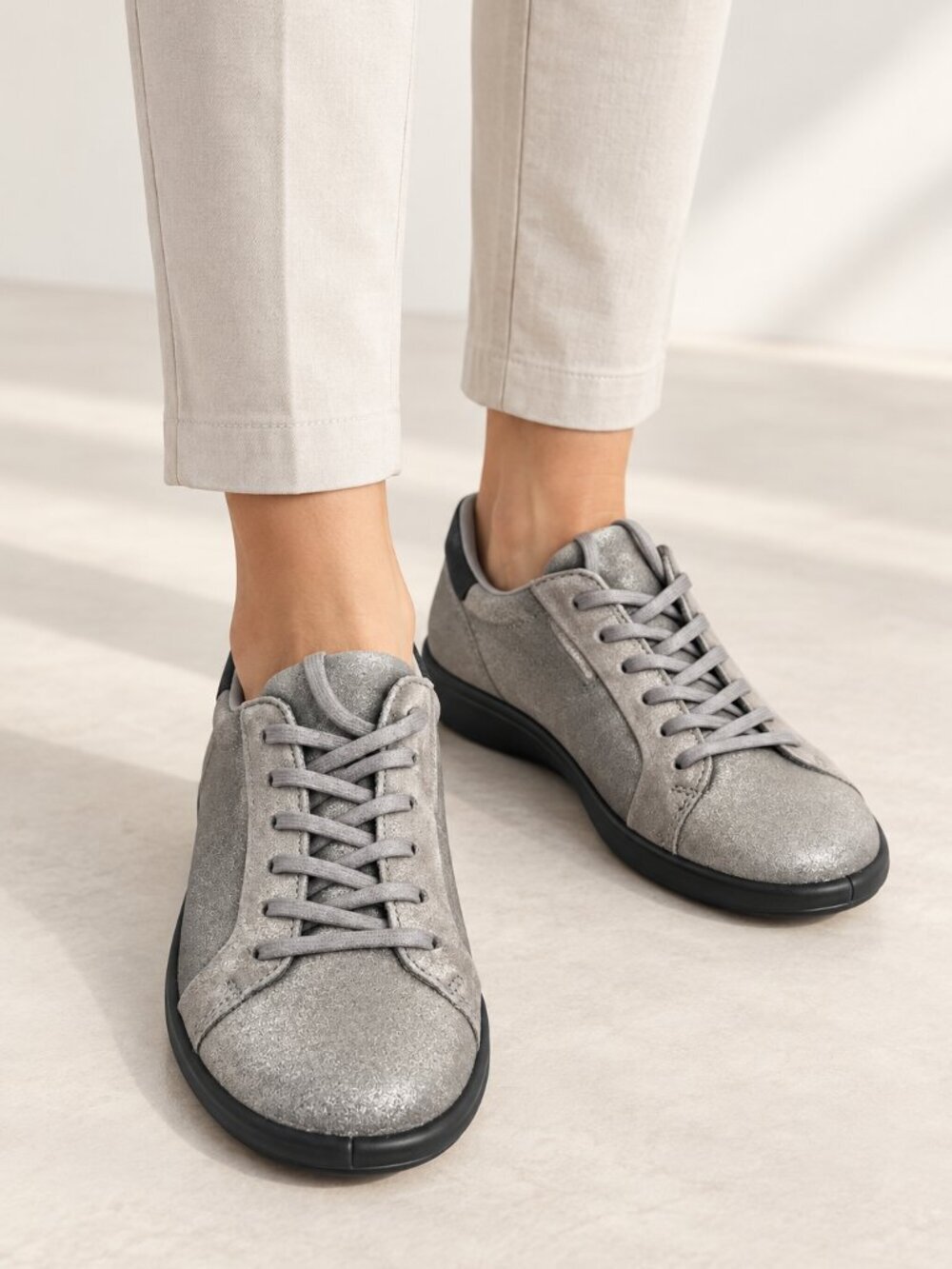 ECCO Soft 7 Easy Slip Metallic Leather Sneakers Women’s 8–8.5 EU 39